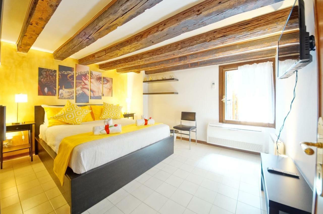 Calle Dei Fabbri San Marco Apartment Wenecja Zewnętrze zdjęcie